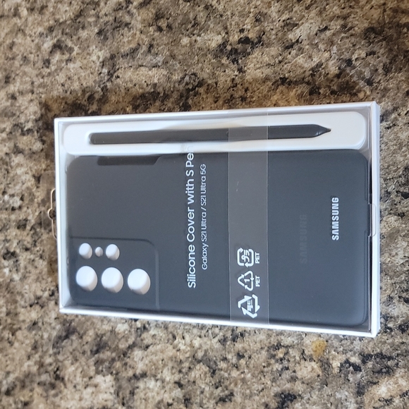 Original Samsung Galaxy S21 Ultra Silicone Cover with S-Pen - Picture 1 of 2